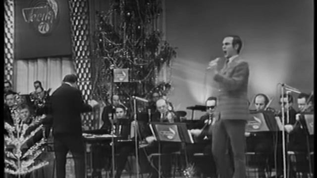 Муслим Магомаев - Вдоль по Питерской смотреть онлайн