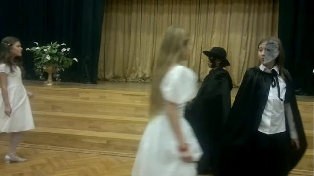 The Phantom of the Opera (Russian pupils, 4th form, Moscow school 1357 смотреть онлайн