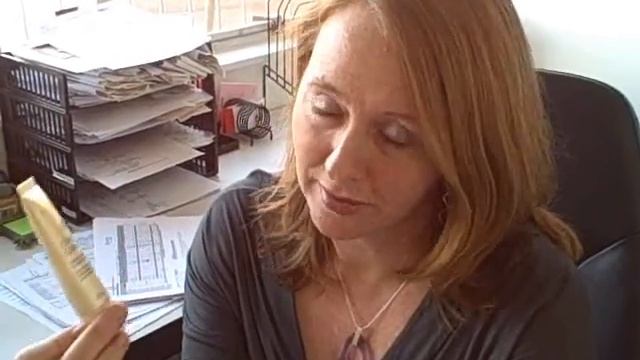 Gettting Rid of Puffy Eyes with Phytomer Eye Contour Cream - Spa Boutique Staff Pick смотреть онлайн