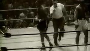 16   Мохаммед Али   Арчи Мур Archie Moore 1962 11 15