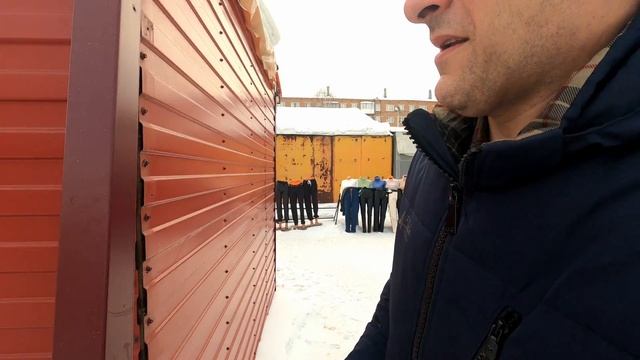 Купили магазин на рынке!