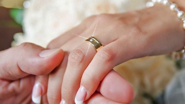 Українська весільна пісня - Доню,моя донечка