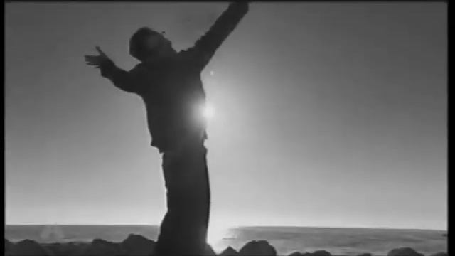 Claire & Noah - Wishing You Were Somehow Here Again смотреть онлайн