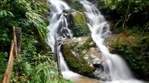 Водопад Хуай Каю (Huay Kaew) в Чианграе