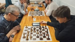 Котенко Павел (2140) - Ивченко Александр (2275) 9 тур