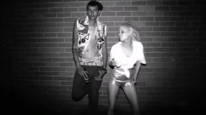 Die Antwoord - [20 Minutes] Diz Iz Why I'm Hot (ZE
