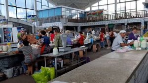 24.07.2019г.Я расстроилась.Фитовтора.Крытый рынок:сало-мясо. Угощайтесь!