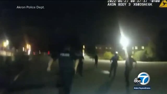 Jayland Walker was unarmed when 8 Ohio officers opened fire on him, bodycam shows | ABC7 смотреть онлайн