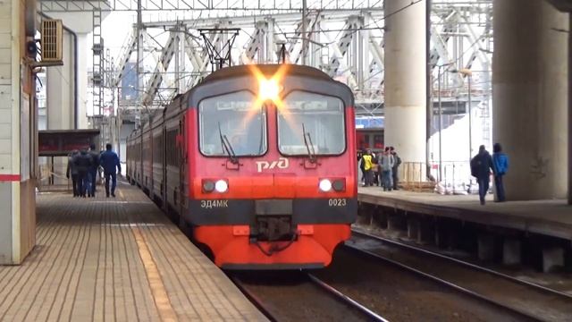 "Бывший Андрей Рублёв!" Электропоезд ЭД4МК-0023 сообщением "Кубинка 1 - Москва Белорусская" смотреть онлайн