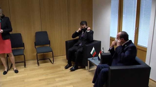 Kiril Petkov Prime Minister of Bulgaria met President of Egypt Abdel Fattah El-Sisi смотреть онлайн