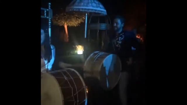 Ertugrul gazi actor Engin Altan Duzyatan celeberating his 6th wedding Anniversary смотреть онлайн