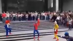 Человек-паук танцует [Spider-Man dancing]
