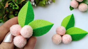 Украшение для волос из фетра / hair decoration made of felt