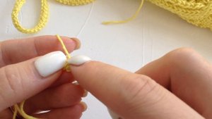 Шнурок крючком.