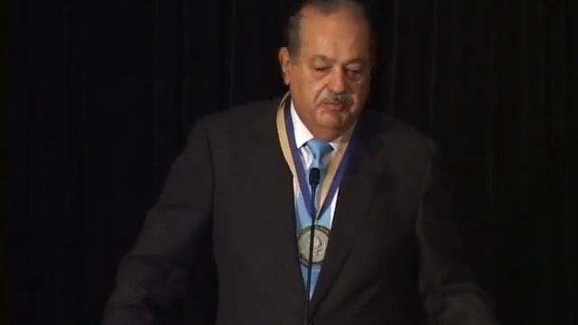 Business Leader and Philanthropist Carlos Slim Awarded GW President's Medal смотреть онлайн