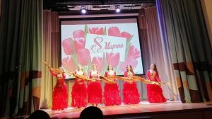 Танец с веерами