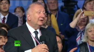 Путин блеснул знанием немецкого языка став переводить немца!