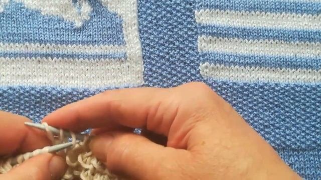 Узор спицами для кардигана, все просто и красиво.