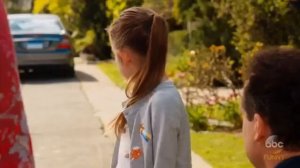 Kids leaving the nest American Housewife   S1E20   The Walk