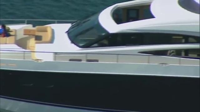 Спортивная яхта Princess V85-S смотреть онлайн