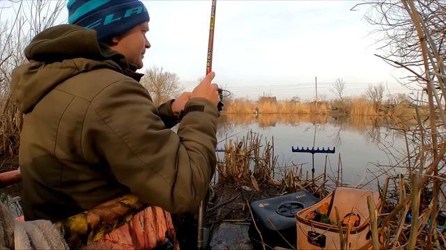 ПІДТОПИЛО БЕРЕГ підійшла велика риба смотреть онлайн