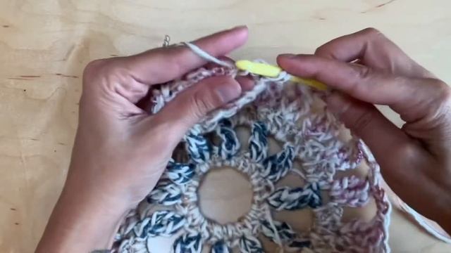 Crochet Dreamcatcher | Crochet Mandala смотреть онлайн