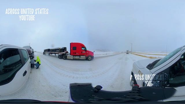 360° Видео - Грузовики Зимой на Трассе. США смотреть онлайн
