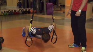 Тренажер TRX. Упражнения для грудных мышц на тренажере TRX!