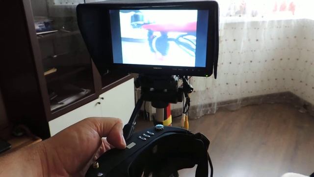 Демонстрация работы хедтрекера и камеры на Pan/Tilt механизме. смотреть онлайн