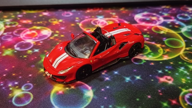 TPC 1:64 Ferrari 488 Pista roadster