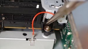 Как исправить неисправный механизм извлечения слота Sony MiniDisc