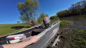 Как всегда застрял?! Ловля нахлыстом с лодки.