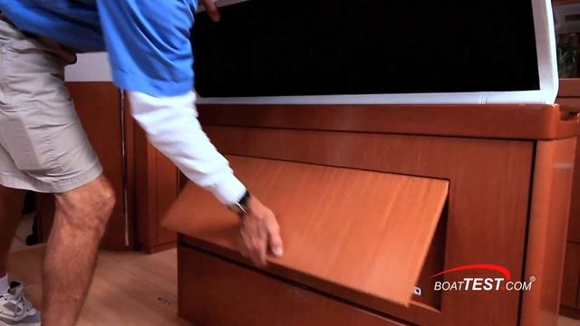 Beneteau Sense 55 Sailboat - Interior Features by BoatTest.com смотреть онлайн