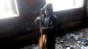 Разбиваю гитару))