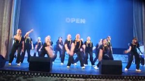 Финальный общий танец отчетного концерта танцевальных студий "ЛОВИ РИТМ" | Закрывашка