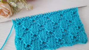 Красивый легкий узор.