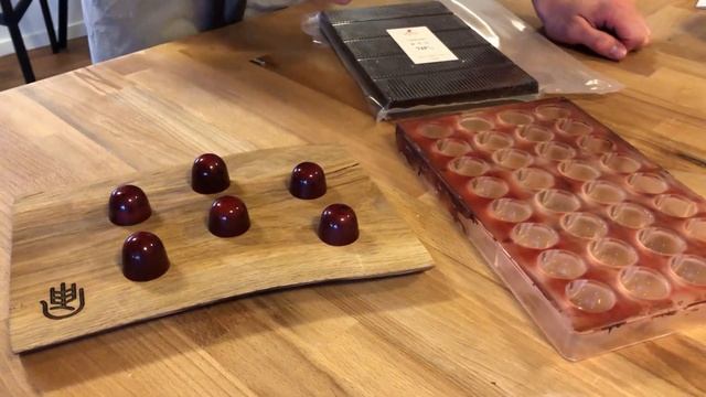 New Years Bread Sale with the Cakeboss | Sourdough, Cakes and Coffee - Mads Eg Andersen смотреть онлайн