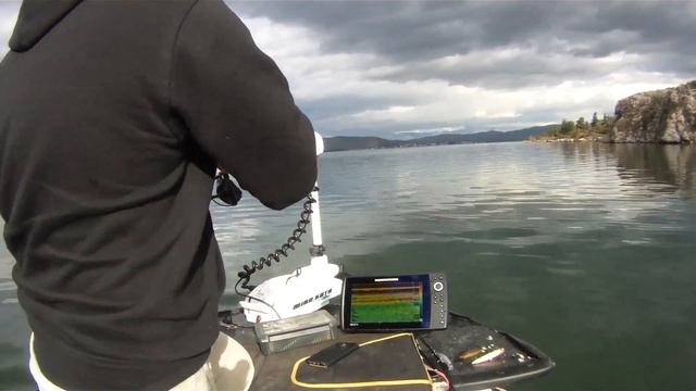 Seabass in the morning! Minnkota Humminbird power.. beauty of spinning life.. смотреть онлайн