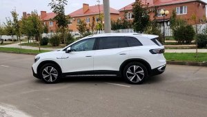Volkswagen id 6 crozz pro-разочаровал!!! реальный отзыв владельца - мнение девушки!