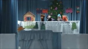 Новогодний кукольный спектакль  Поезд с подарками1