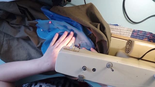 Из старого в новое! Коврик шьём по-другому.