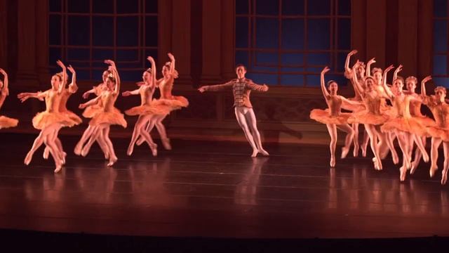 UNCSA Paquita- Evelyn Robinson (16) and Erik Kim (17) pt. 4 смотреть онлайн