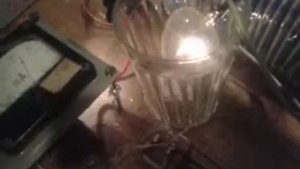 биения двух частот в СЕ генераторе на ферритовой колбасе и странный звук