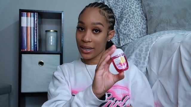 WHAT'S IN MY CLINICAL BAG! CLINICAL ESSENTIALS FOR NURSING SCHOOL | TIA J. смотреть онлайн