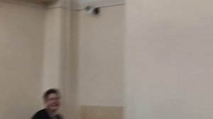 Ученик сломал камеру в школе