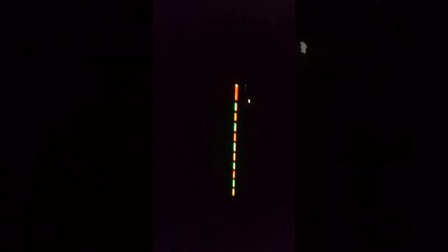 розумний поплавок змінює колір коли риба клює смотреть онлайн