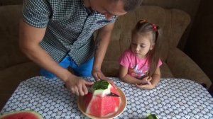 Мастер-клас "Как правильно резать арбуз". Master-class "How to cut a watermelon"