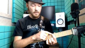 Основные принципы классической постановки левой руки на электрогитаре (урок с Patreon)