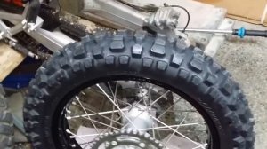 KTM 690 Enduro Pirelli MT21