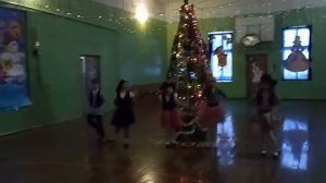 "РАЗБОЙНИКИ" - танец на Новый год, 2 класс. 2018